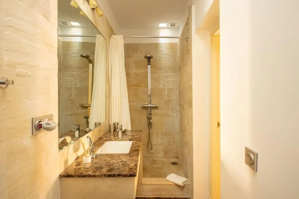 Quevedo Central Suite By Valcambre Seville 0*,