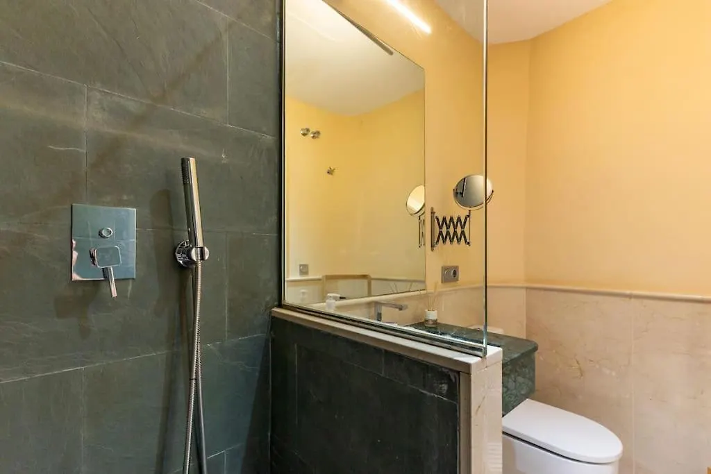 Quevedo Central Suite By Valcambre Seville Spain